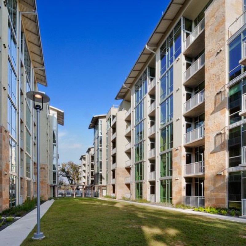 Barton Place Condominiums